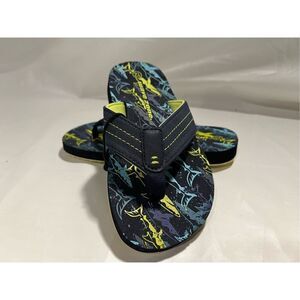 Wave Zone Boys Sharks Themed Flip Flops Navy and Yellow in Color Size 12 NWOT